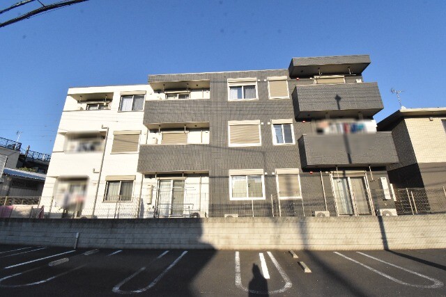 ��ʌ��������܎s�Y�a���؍�T���ڂ̃}���V�����̌����O��