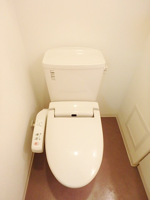 ��ʌ��������܎s��{����ؒ��Q���ڂ̃}���V�����̃g�C��