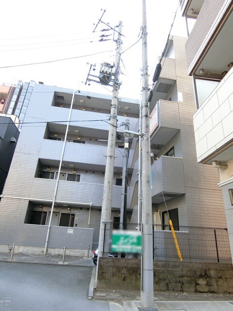 ��ʌ��������܎s��{����ؒ��Q���ڂ̃}���V�����̃G���g�����X