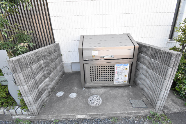 ��ʌ��������܎s�Y�a���؍�T���ڂ̃}���V�����̂��̑�