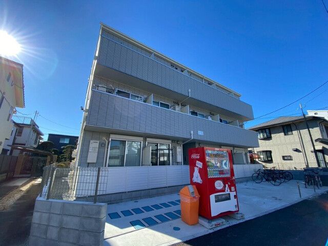 ��ʌ��������܎s�k����i���Q���ڂ̃A�p�[�g�̌����O��