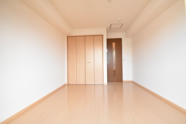 ��ʌ��z�J�s�{�{���P���ڂ̃A�p�[�g�̋��ԁE���r���O