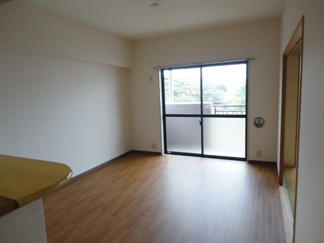 ��ʌ��������܎s�k��g�쒬�P���ڂ̃}���V�����̋��ԁE���r���O