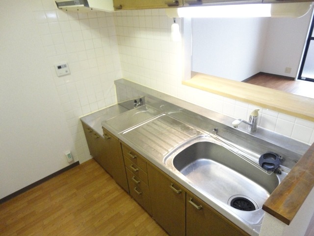 ��ʌ��������܎s�k��g�쒬�P���ڂ̃}���V�����̃L�b�`��