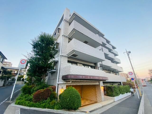 ��ʌ�����s�˒˂P���ڂ̃}���V�����̌����O��