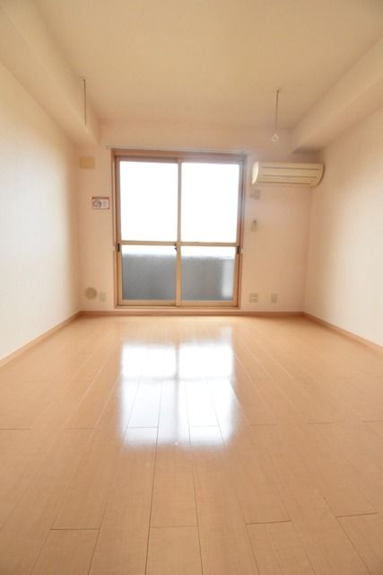 ��ʌ��z�J�s�{�{���P���ڂ̃A�p�[�g�̂��̑������E�X�y�[�X