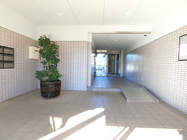 ��ʌ��������܎s�k��g�쒬�P���ڂ̃}���V�����̃G���g�����X