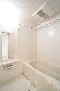 ��ʌ��������܎s��攒���Q���ڂ̃}���V�����̃o�X