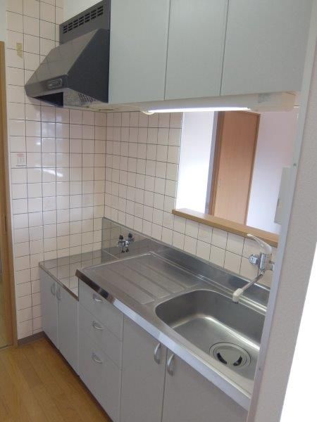 ��ʌ��z�J�s�����쒬�̃}���V�����̃L�b�`��