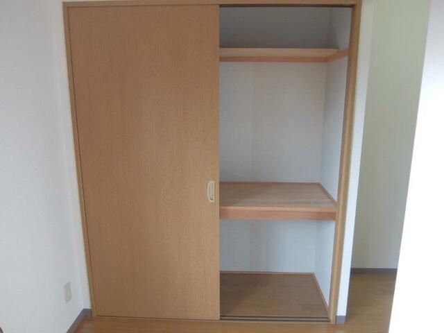 ��ʌ��z�J�s�����쒬�̃}���V�����̂��̑��ݔ�