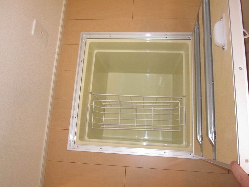 ��ʌ������s�����̃A�p�[�g�̂��̑��ݔ�