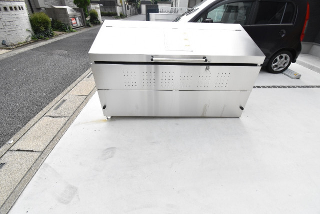 ��ʌ��������܎s�k��{�����Q���ڂ̃A�p�[�g�̂��̑�