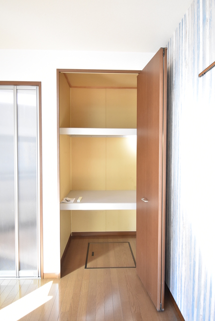 ��ʌ��������܎s������㗎���S���ڂ̃A�p�[�g�̎��[