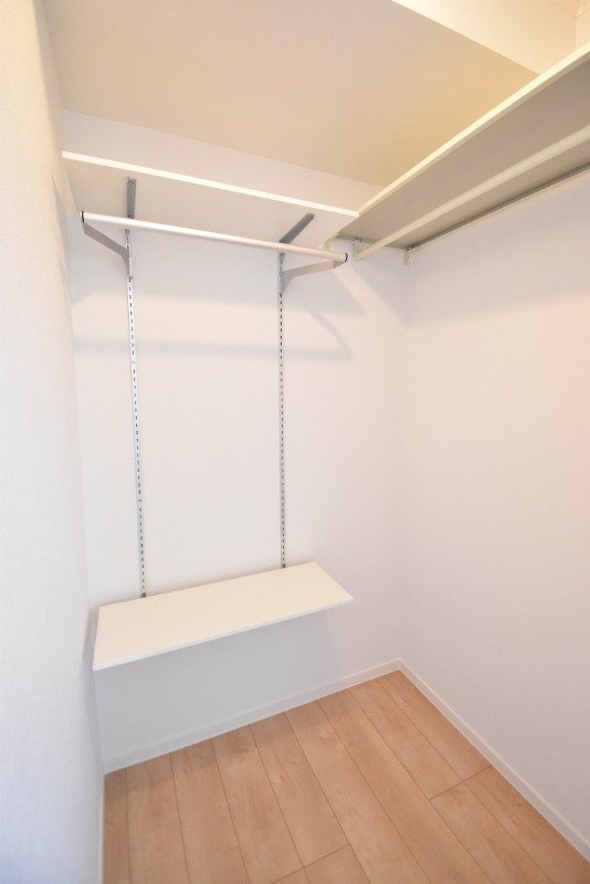 ��ʌ�����s�˒˂T���ڂ̃A�p�[�g�̎��[