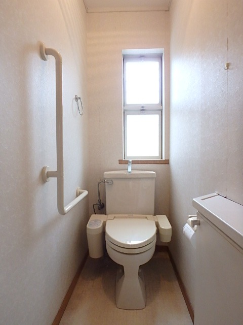 ��ʌ��������܎s��{��V�����Q���ڂ̃A�p�[�g�̃g�C��