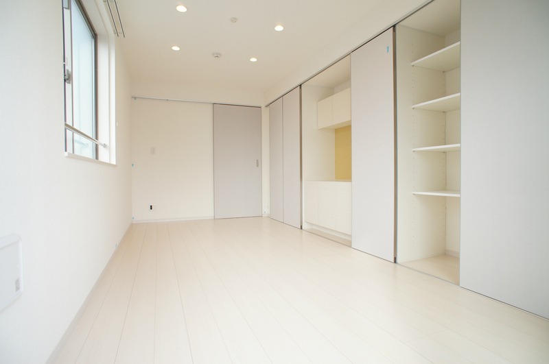 ��ʌ�����s�؂Q���ڂ̃}���V�����̋��ԁE���r���O