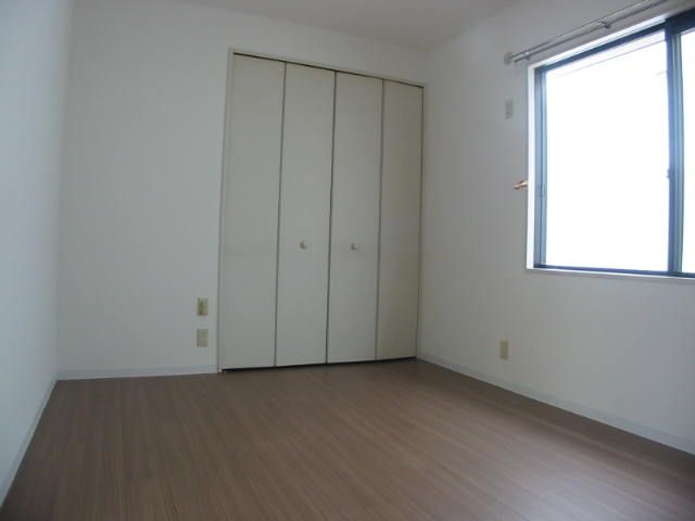 ��ʌ��z�J�s���z�J�V���ڂ̃A�p�[�g�̂��̑��ݔ�