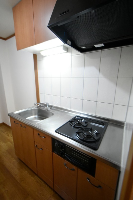 ��ʌ�����s�厚�����q��V�c�̃}���V�����̃L�b�`��