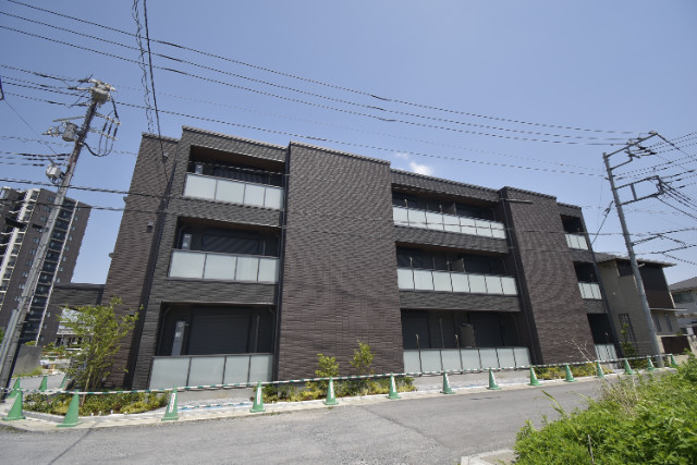 ��ʌ��������܎s�������J�Q���ڂ̃}���V�����̌����O��