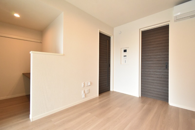 ��ʌ��������܎s�������J�Q���ڂ̃}���V�����̋��ԁE���r���O