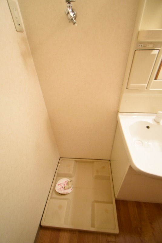 ��ʌ�����s�厚�����q��V�c�̃}���V�����̂��̑������E�X�y�[�X