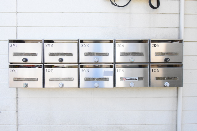 ��ʌ��������܎s�����擌��{�U���ڂ̃A�p�[�g�̂��̑�