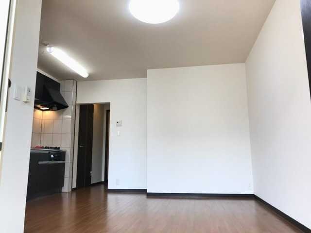 ��ʌ��z�J�s���C�N�^�E���P���ڂ̃A�p�[�g�̂��̑������E�X�y�[�X