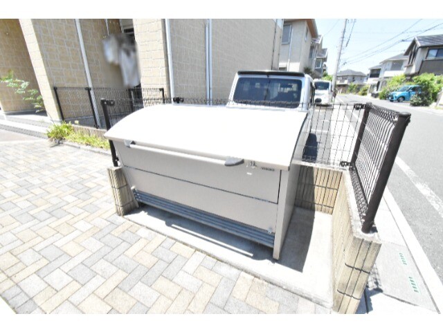 ��ʌ��z�J�s���C�N�^�E���P���ڂ̃A�p�[�g�̂��̑�