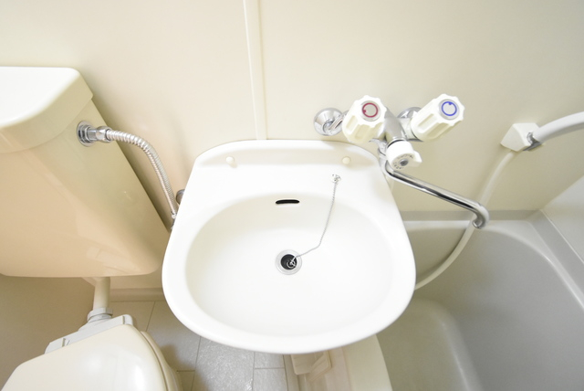 ��ʌ��������܎s������ۃ��蒬�̃A�p�[�g�̐��ʏ�