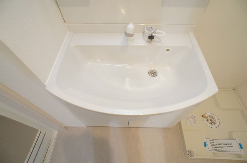 ��ʌ�����s�����P���ڂ̃}���V�����̐��ʏ�