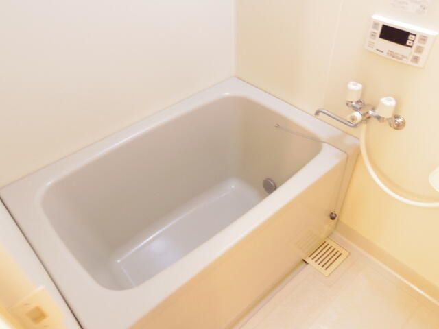 ��ʌ�����s���{���R���ڂ̃}���V�����̃o�X