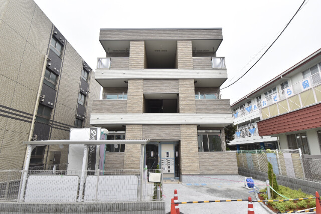 ��ʌ��������܎s��{����ؒ��S���ڂ̃A�p�[�g�̌����O��