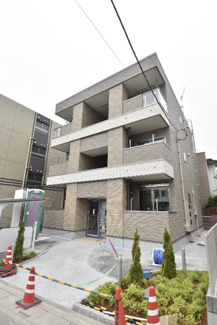 ��ʌ��������܎s��{����ؒ��S���ڂ̃A�p�[�g�̌����O��