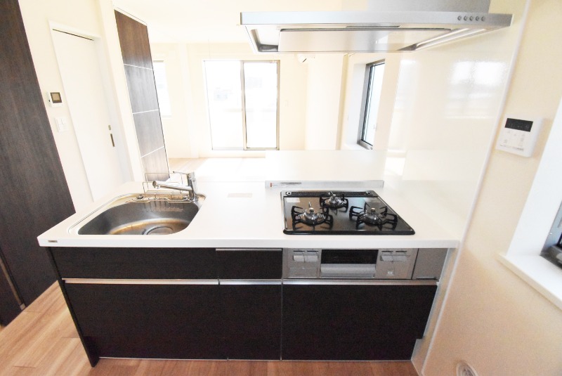 ��ʌ��������܎s��{��{���R���ڂ̃}���V�����̃L�b�`��