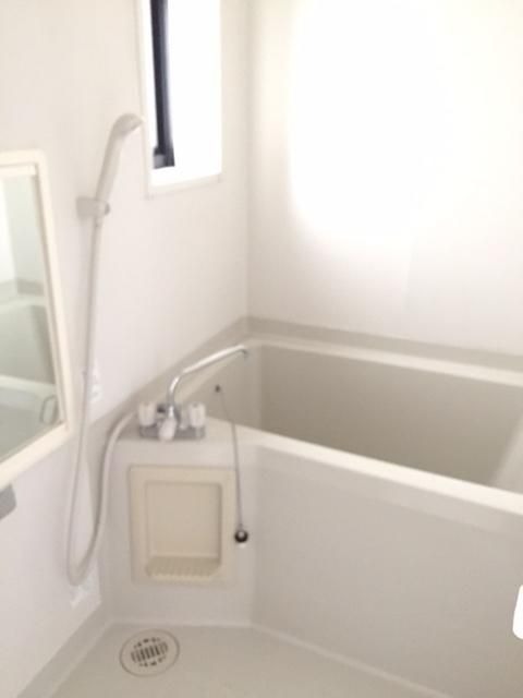 ��ʌ��z�J�s�ԓc�T���ڂ̃e���X�n�E�X�̃o�X