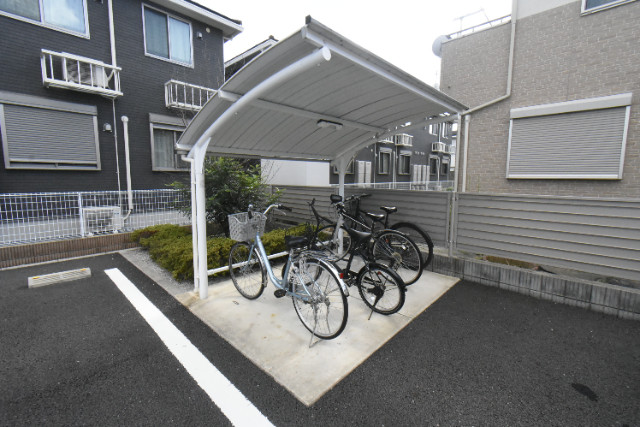 ��ʌ��@�c�s���m�؂P���ڂ̃A�p�[�g�̂��̑�