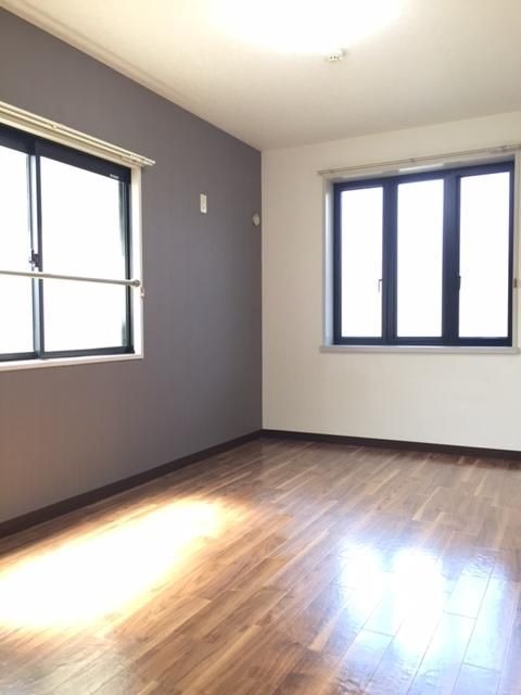 ��ʌ��z�J�s�ԓc�T���ڂ̃e���X�n�E�X�̂��̑��ݔ�