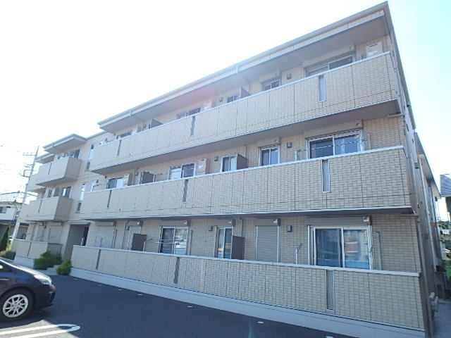 ��ʌ��������܎s�����擌��{�V����20-8�̃A�p�[�g�̌����O��