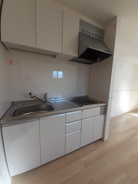 ��ʌ�����s�˒˓�P���ڂ̃A�p�[�g�̃L�b�`��