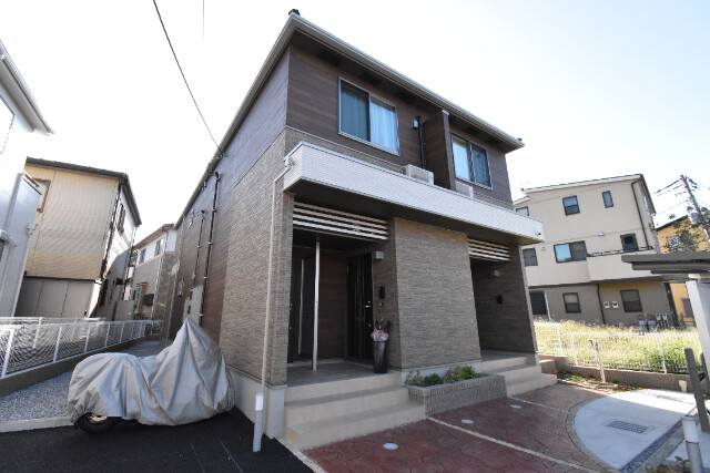 ��ʌ�����s�˒˓�P���ڂ̃A�p�[�g�̃G���g�����X