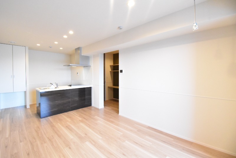 ��ʌ��������܎s�Y�a���؍�U���ڂ̃}���V�����̋��ԁE���r���O