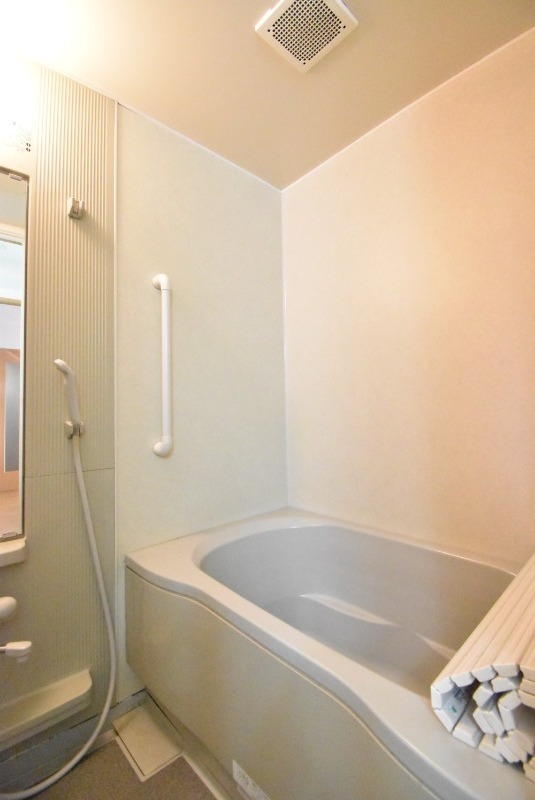 ��ʌ�����s�k����P���ڂ̃}���V�����̃o�X