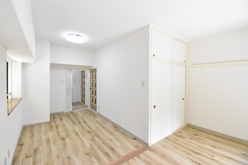 ��ʌ�����s������P���ڂ̃}���V�����̋��ԁE���r���O