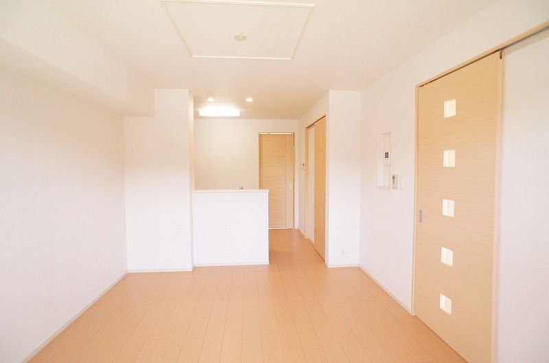 ��ʌ�����s�厚���s���̃A�p�[�g�̋��ԁE���r���O