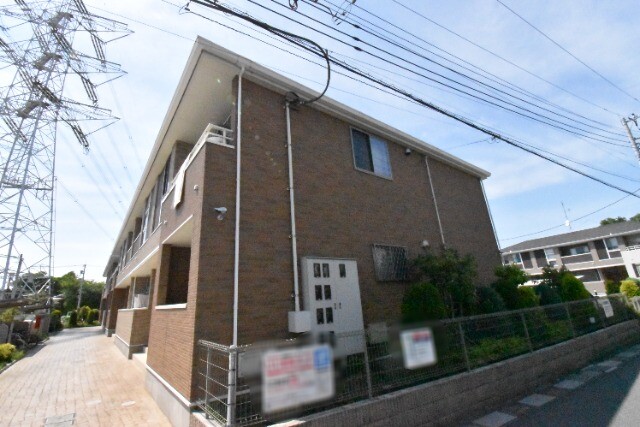 ��ʌ�����s�厚���s���̃A�p�[�g�̌����O��