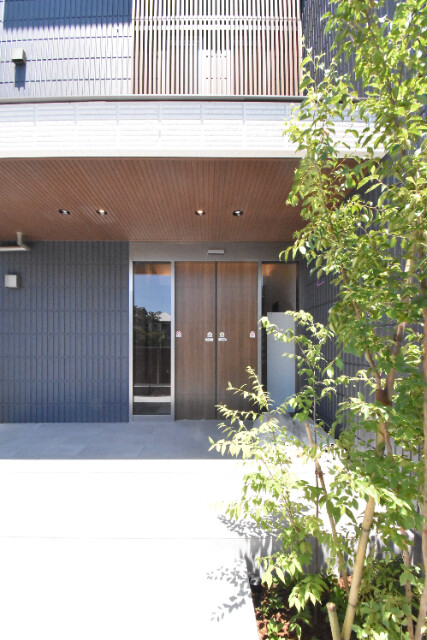 ��ʌ��������܎s�Y�a���؍�U���ڂ̃}���V�����̃G���g�����X