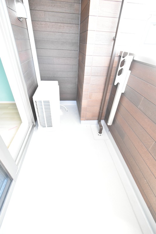 ��ʌ��������܎s����厚�w��̃A�p�[�g�̃o���R�j�[