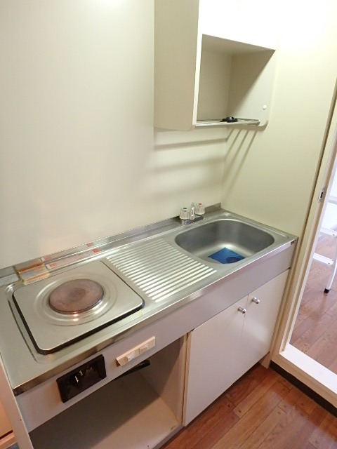 ��ʌ�����s�厚�����̃A�p�[�g�̃L�b�`��