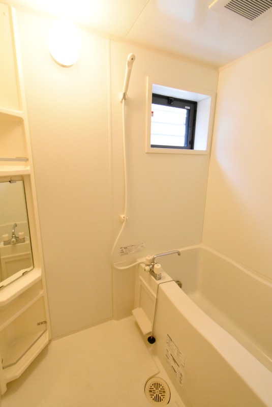 ��ʌ��������܎s����厚���V�n�̃A�p�[�g�̃o�X