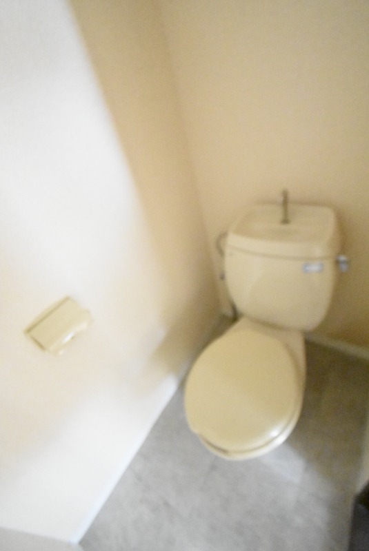 ��ʌ�����s�ܔԒ��̃A�p�[�g�̃g�C��